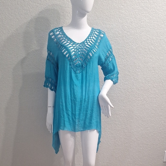 Essentials By SIONI Top/Cover-up - Picture 1 of 10